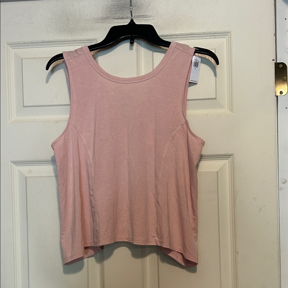 Old Navy Active Top Size Medium Pink